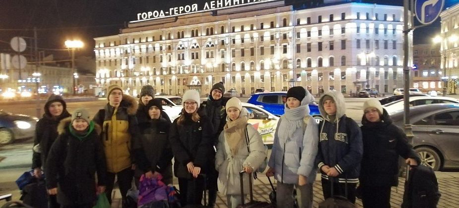 Краснотурьинские юннаты побывали в Питере