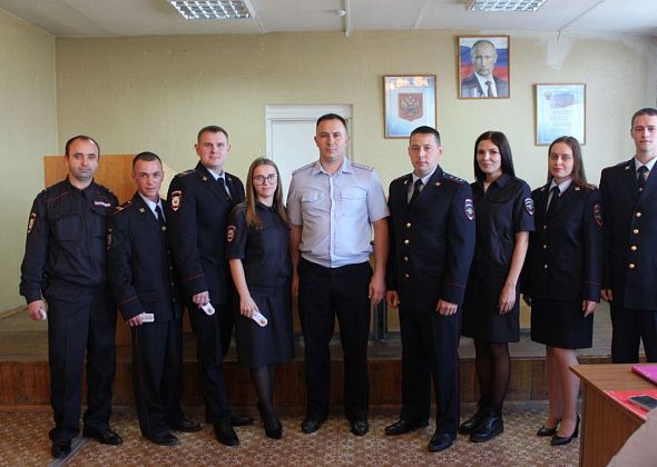 В краснотурьинской полиции  появились 8 новых офицеров 