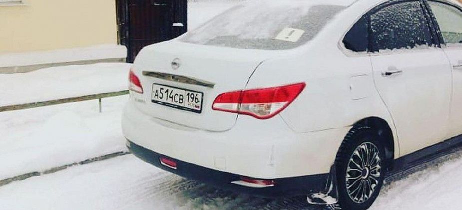  В Краснотурьинске неизвестный наехал на иномарку и скрылся 