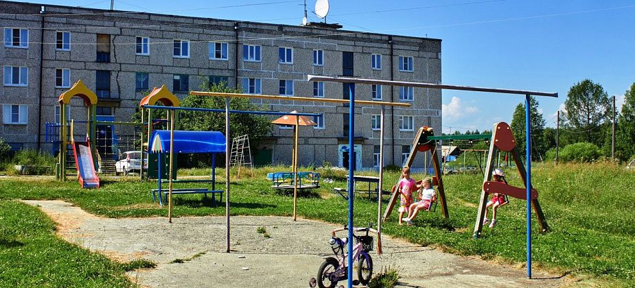 В поселке Прибрежном может появиться спортплощадка, а возле библиотеки — экран