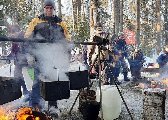 Краснотурьинцы вышли на "Каквинскую лыжню". Участниками прогулки стали 32 человека
