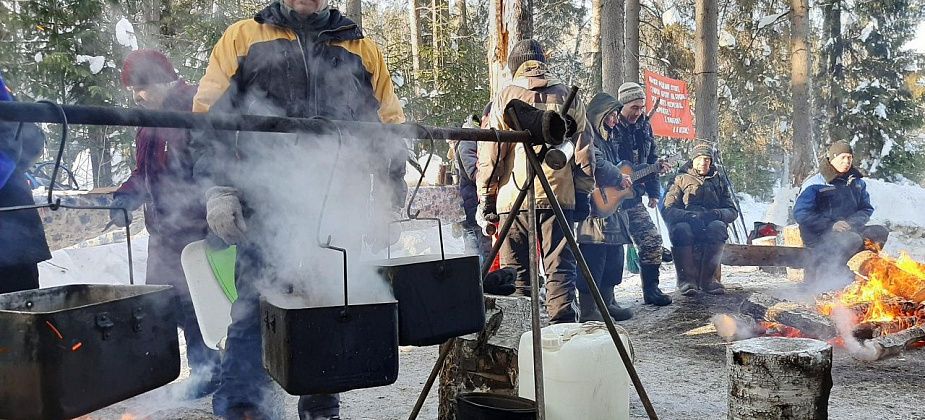 Краснотурьинцы вышли на "Каквинскую лыжню". Участниками прогулки стали 32 человека