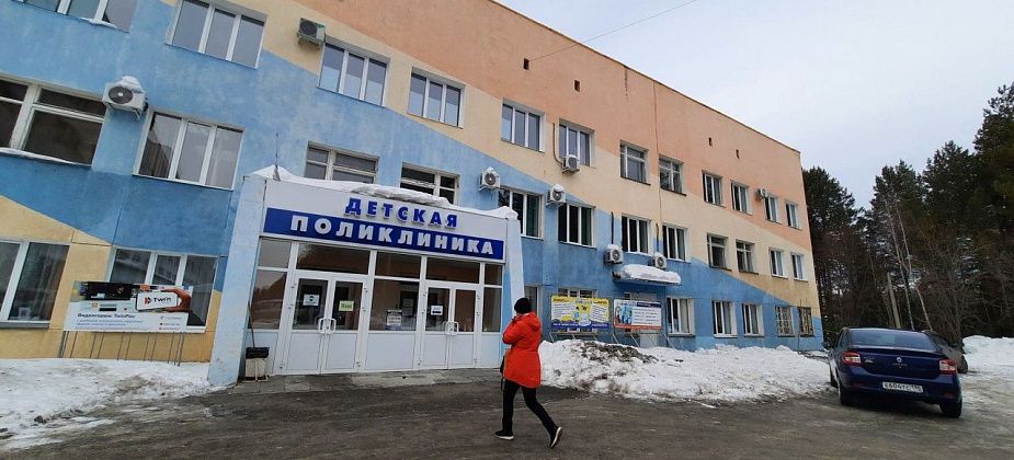 На стенах детской поликлиники появятся рисунки
