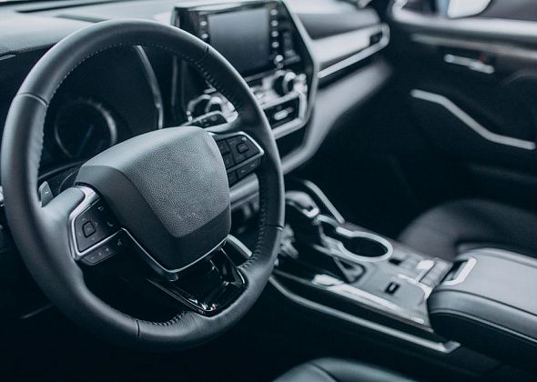 Житель Краснотурьинска судится с автосалоном из-за внезапного подорожания машины