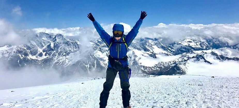 Чему учит Эльбрус. Краснотурьинская спортсменка покорила высочайшую вершину Европы