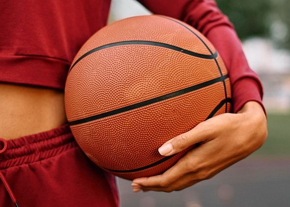 Определили победителей баскетбольного турнира школьной лиги среди девушек