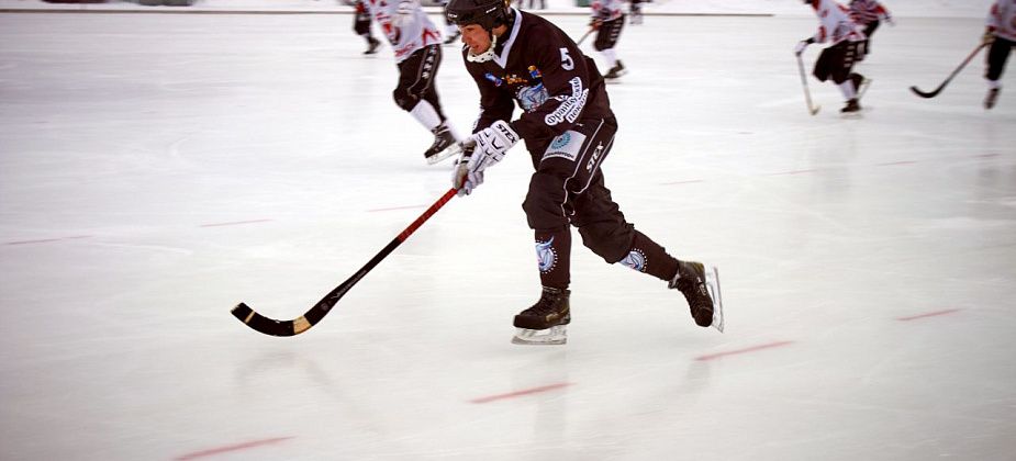 Вторую игру подряд «Маяк» забивает по 10 мячей