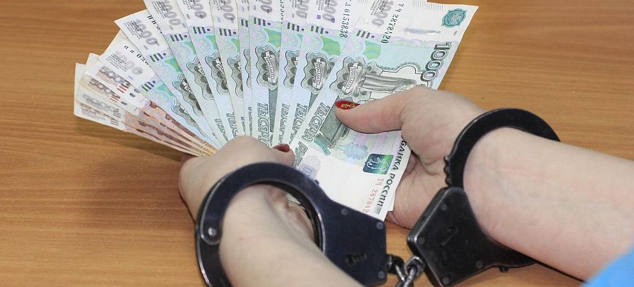 Горожан просят оценить уровень коррупции и управления местной власти