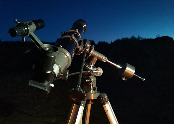 В ноябре трижды можно наблюдать сближение Сатурна с Титаном