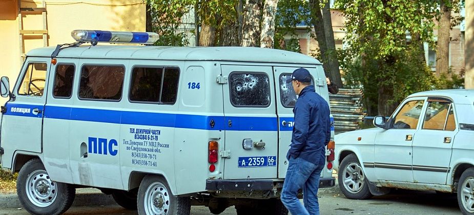 Пострадавший при обстреле жилого дома обратился в суд с иском к стрелку