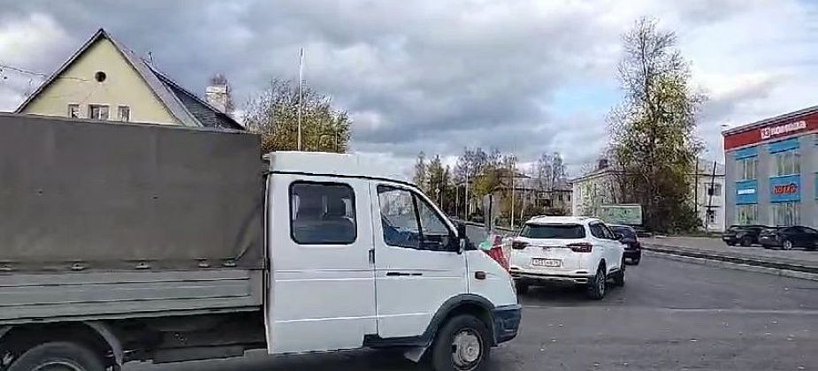 Один участок по Карла Маркса открыли для движения, другой - закрыли