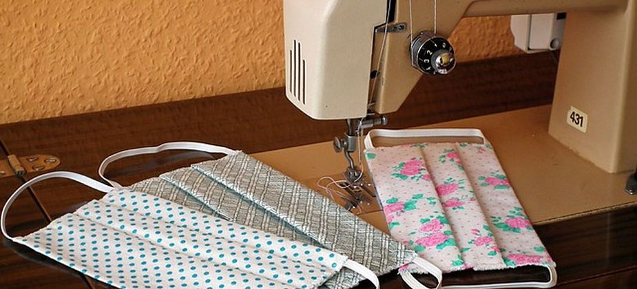 Маски – для пожилых горожан. В Краснотурьинске стартовала акция помощи пенсионерам