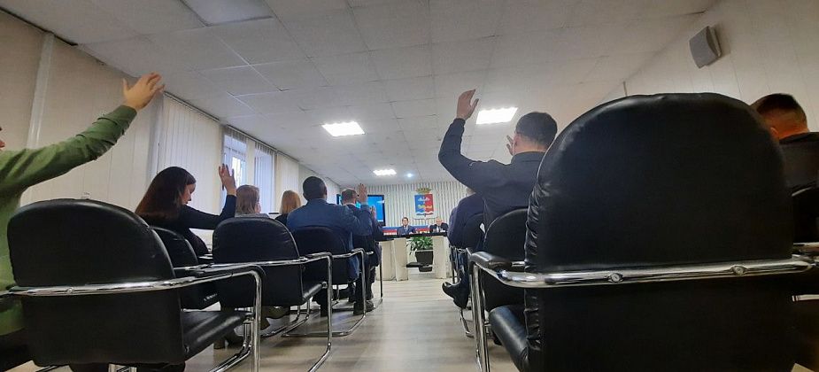 Впервые после «ковидного» времени заседания депутатских комиссий и Думы провели в один день
