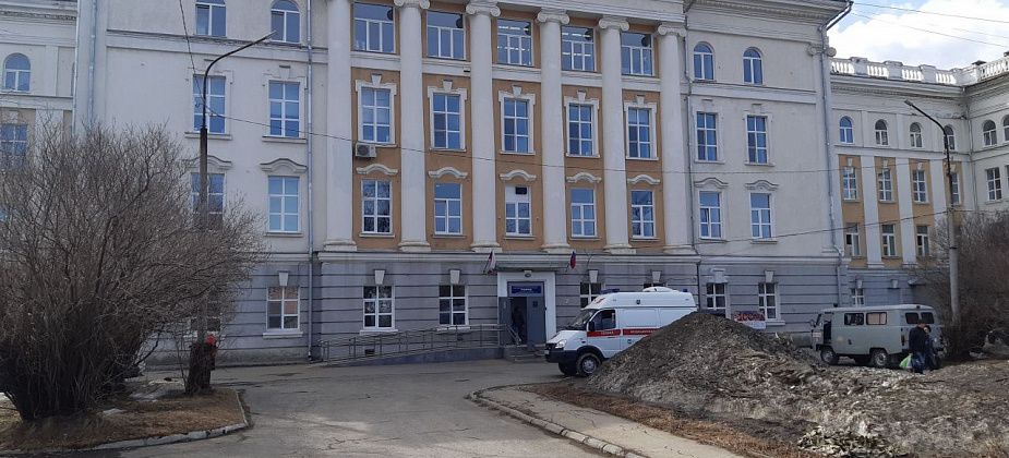 В Краснотурьинске возобновил прием сосудистый хирург. Обращаться к нему могут и иногородние пациенты