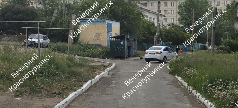 Водитель, сломавший ногу пенсионерке, скрылся с места наезда