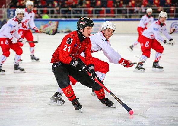Воспитанник краснотурьинского хоккея стал лучшим полузащитником страны