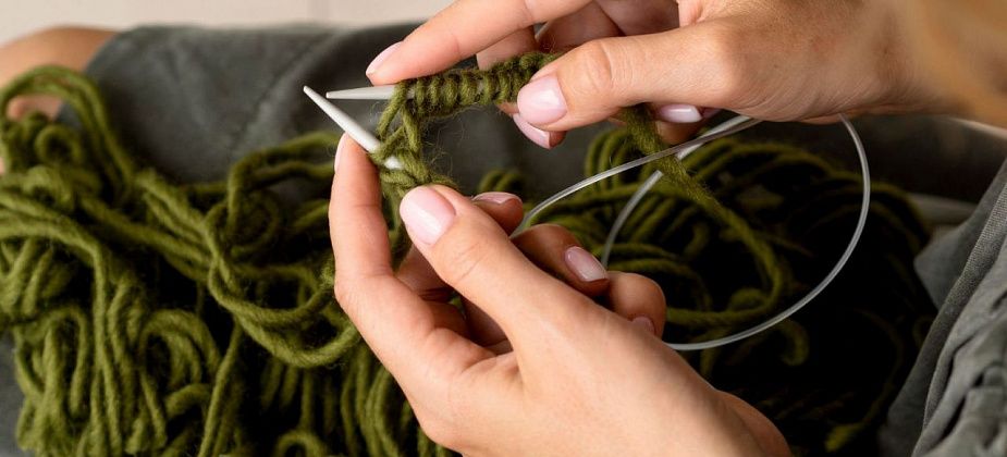 Бабушки и дедушки приглашаются на мастер-класс по кружевоплетению