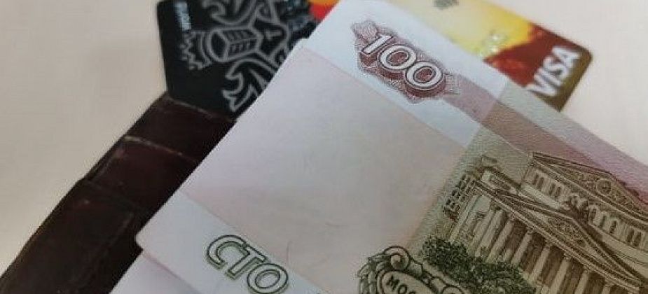 Пенсионерка «подарила» мошенникам почти 4 миллиона рублей, отложенных на квартиру