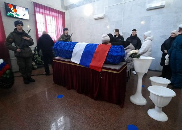"Не знала, как говорить с матерью о погибшем сыне". Простились с Сергеем Степановым, он погиб на СВО
