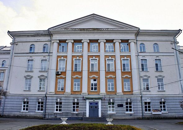 В больнице ждут анестезиолога и врача скорой помощи