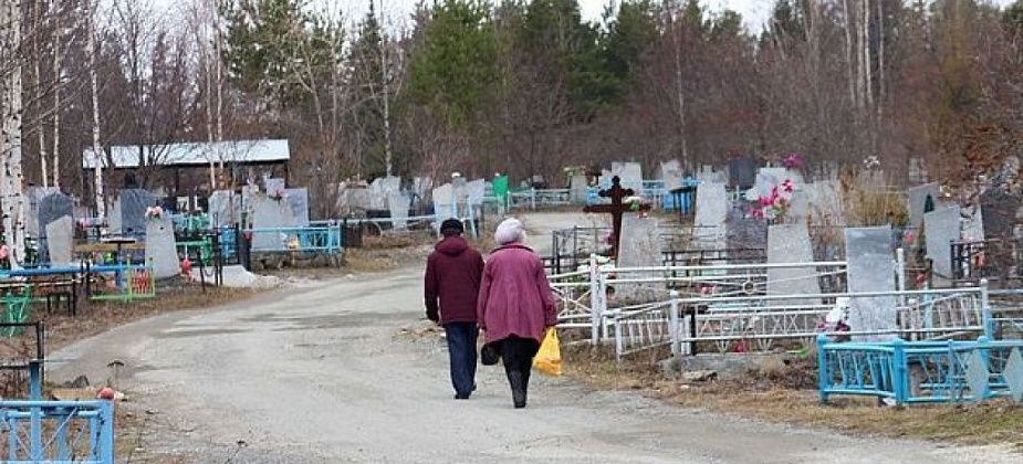 Автобусы к кладбищам на Радоницу будут ездить каждые 15-20 минут