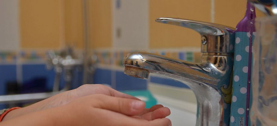 Жителей Шахты и Рудника на время лишили холодной воды