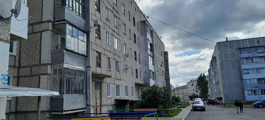 Депутат попросил мэрию в День Победы включить музыку у многоэтажек на Рудничном