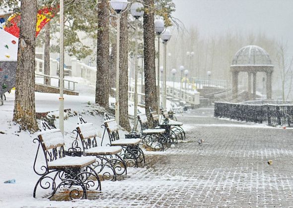 30 апреля в Краснотурьинске выпал снег: "сегодня лучше из дома не выходить"