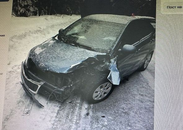 На трассе Карпинск - Краснотурьинск колесо, отлетевшее от автобуса, повредило автомобиль карпинца