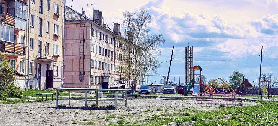 Снос опор ЛЭП, новый тротуар, ремонты в школах: что планируют сделать в Рудничном в 2023-м