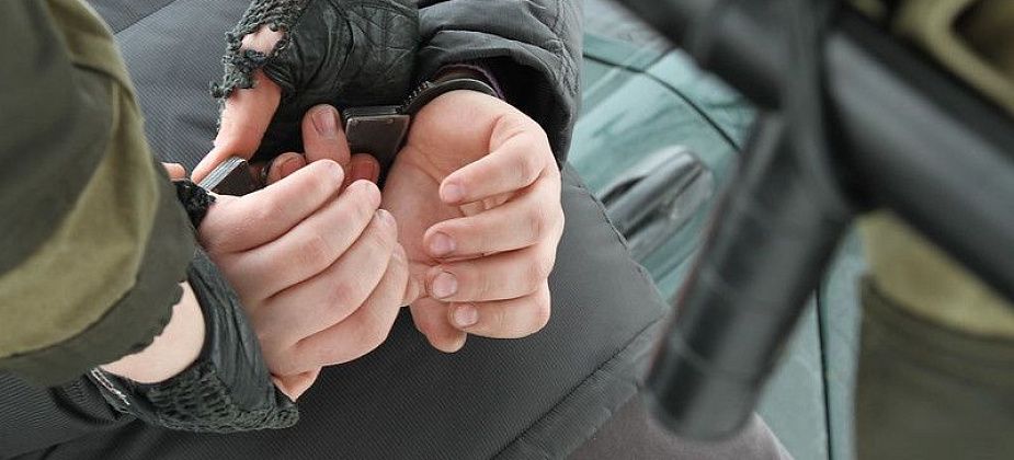 Пенсионера  за растление двух «внучек» посадили на 15 лет