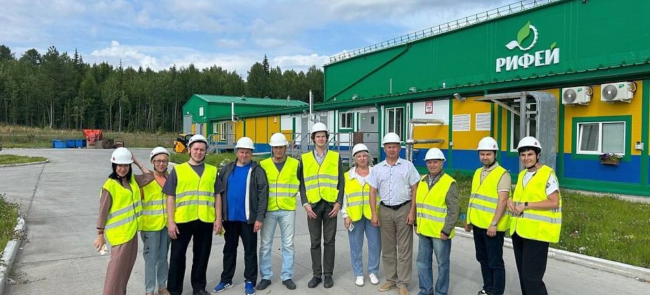 Общественникам показали работу нового мусоросортировочного комплекса в Краснотурьинске