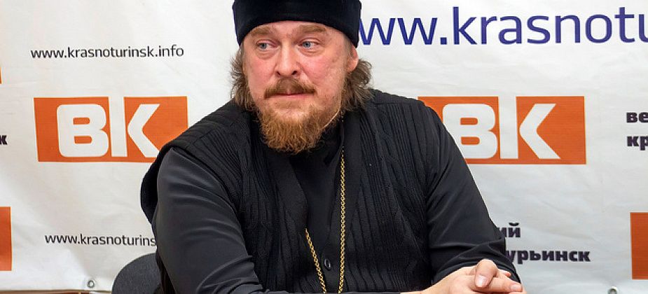 Приедут высокопоставленные священники. Проведут торжественную  службу
