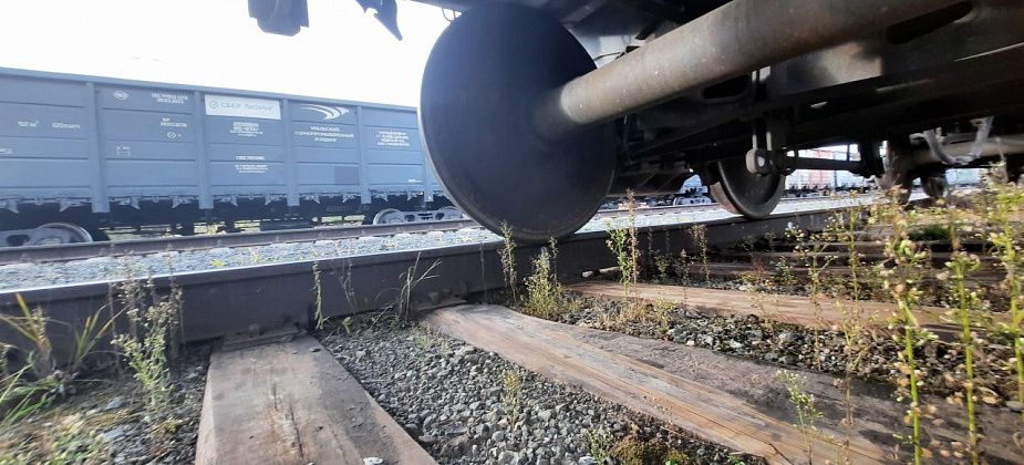 За смерть мужчины, попавшего под поезд, с РЖД взыскали более 300 тысяч рублей