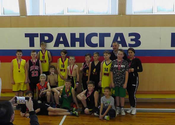 Баскетболисты команды КСК "Газовик" заняли второе место в Первенстве детской лиги 