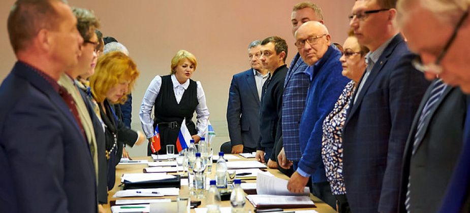 Кто в Думе всех богаче? Народные избранники отчитались о доходах за прошлый год