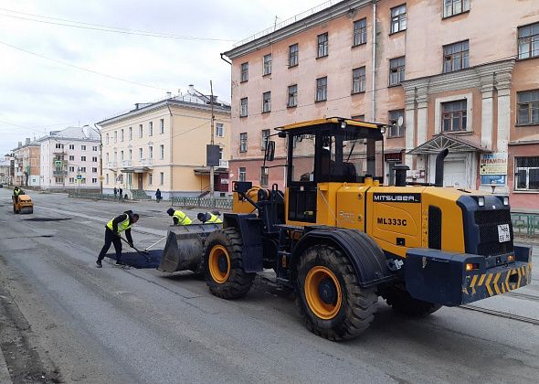 Автодорогу по Чкалова отремонтируют сегодня-завтра