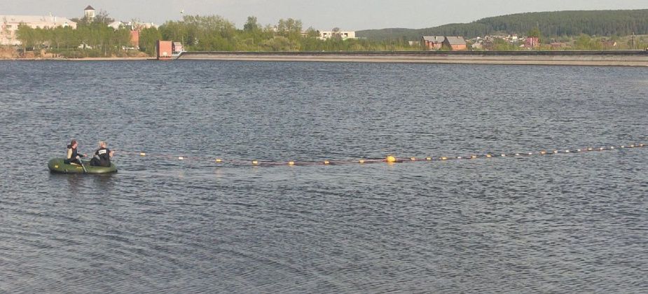 На краснотурьинской набережной установили буйки 
