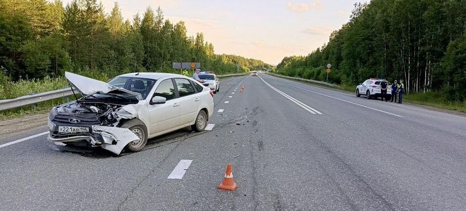 Водительница, ехавшая в Краснотурьинск, отвлеклась на детей и устроила ДТП на Серовском тракте