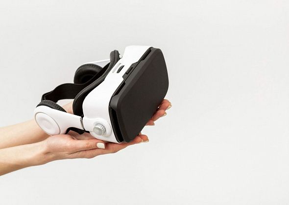 В библиотеке Заречного района завершился проект «VR-траектория: профессии будущего в Краснотурьинске»