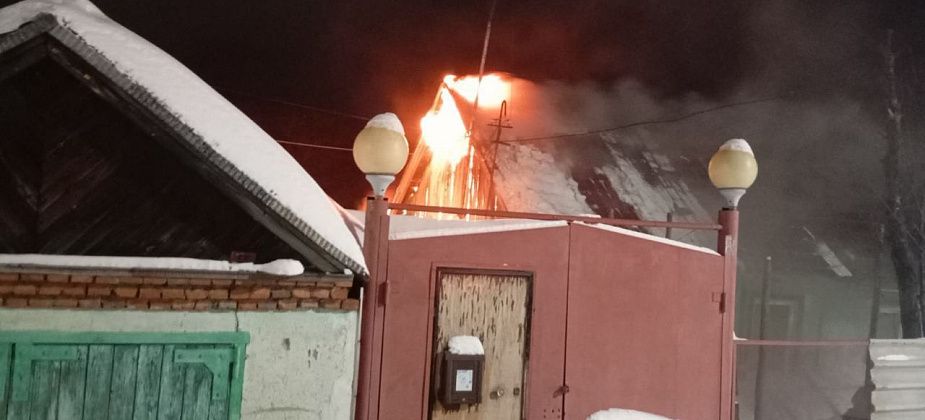 В Краснотурьинске в результате пожара пострадали два брата