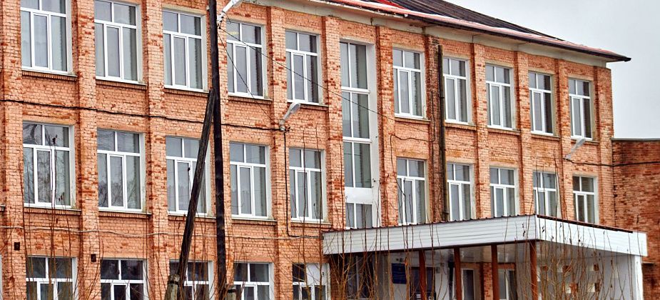 Школа-интернат со второй попытки смогла найти подрядчика для охраны зданий