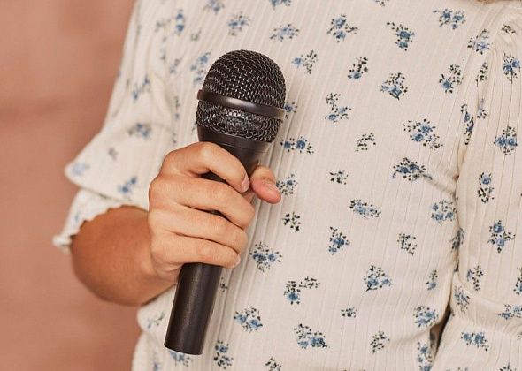 Юную вокалистку из Краснотурьинска наградили тремя дипломами на фестивале в Серове