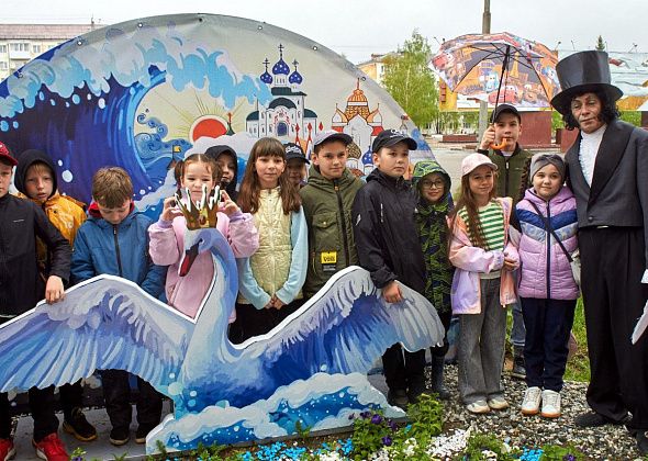 На Книжном бульваре в Краснотурьинске открылась детская фотозона “Пушкинская”