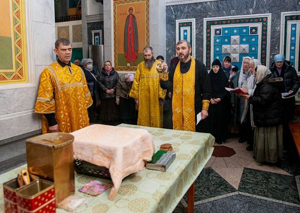 Священники призывают водителей молиться перед поездками