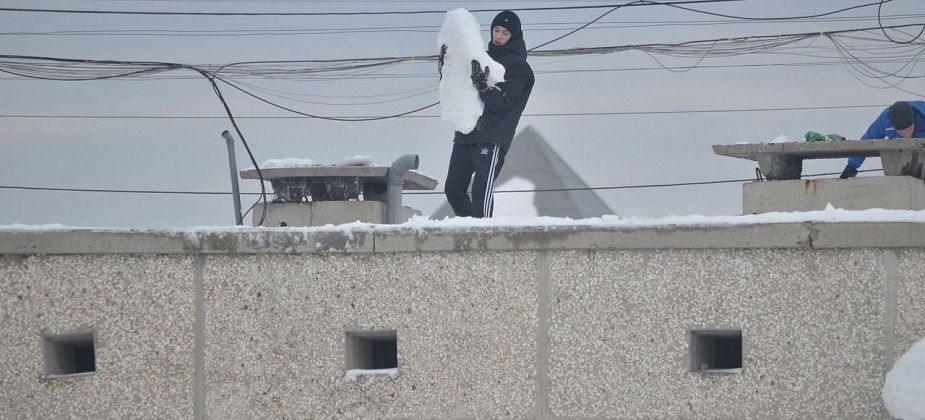 Власти Краснотурьинска приняли постановление об очистке крыш