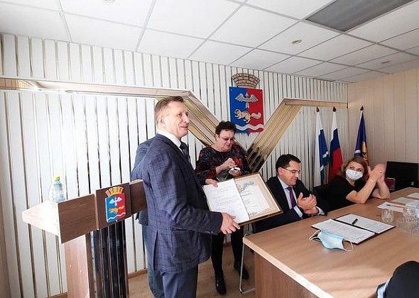 Начальник краснотурьинского ЛПУ МГ получил грамоту Заксобрания региона