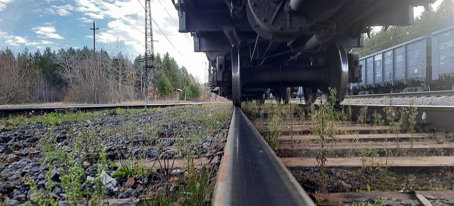 Водителя лишили прав за выезд на переезд