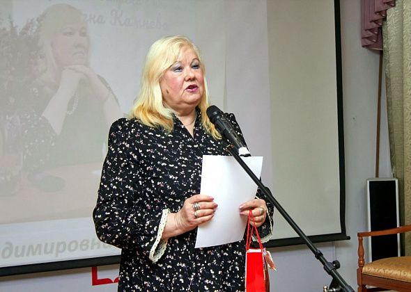 В библиотеке Заречного района пройдет творческая встреча с местной поэтессой и фотографом