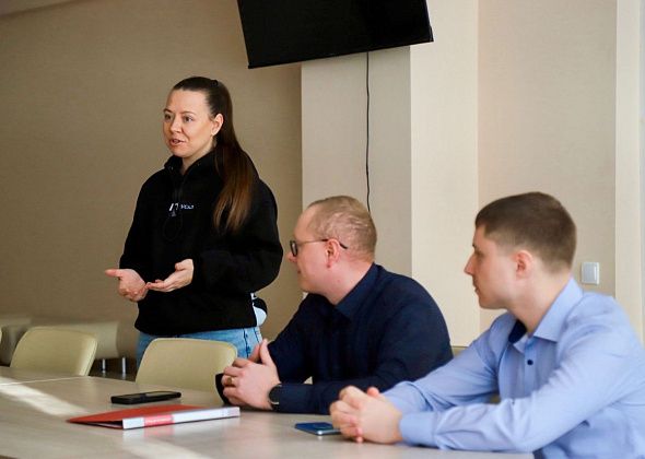 Молодежка БАЗа провела встречу студентов с работниками завода